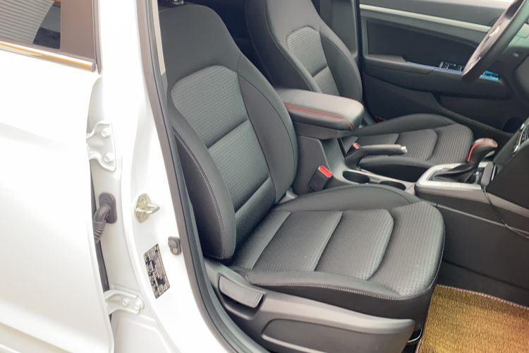 Used Hyundai Elantra (6th Generation / Lingdong) 2016 1.6L Automatic ZhiXuan – Elite Version
