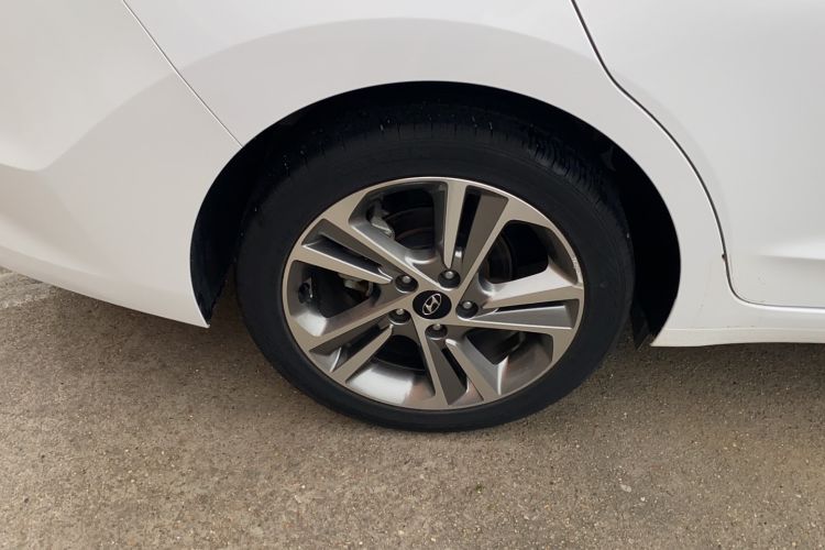 Used Hyundai Elantra (6th Generation / Lingdong) 2016 1.6L Automatic ZhiXuan – Elite Version
