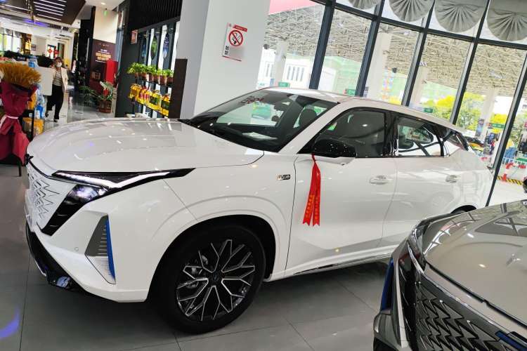 Used Oshan Z6 New Energy 2023 ZhiDian iDD 150KM Flagship PLUS