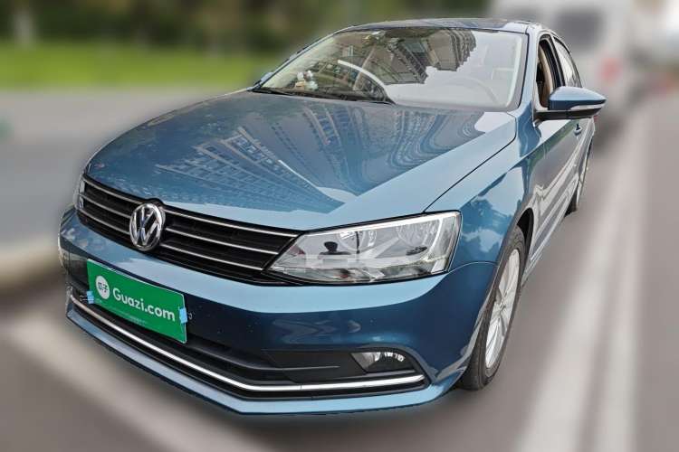 Used Volkswagen Sagitar 2015 230TSI Automatic Comfort Version