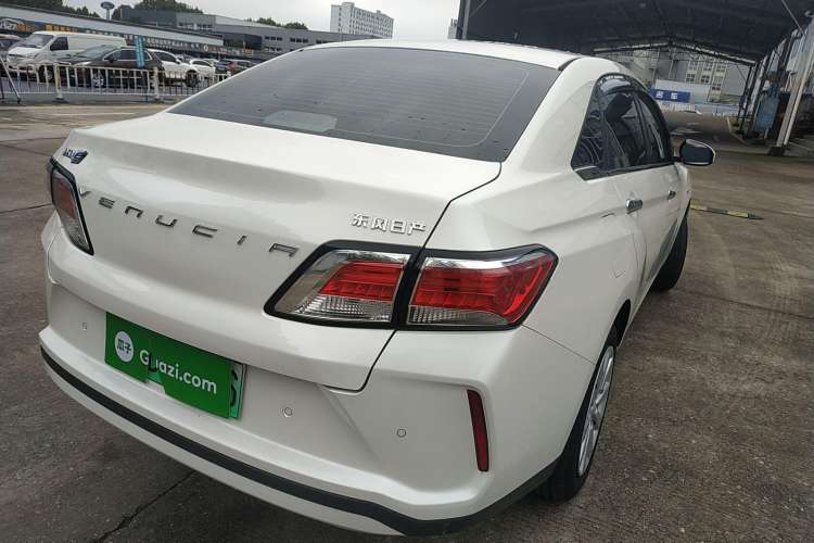 Used Venucia D60EV 2020 Standard Range Smart Drive Edition
