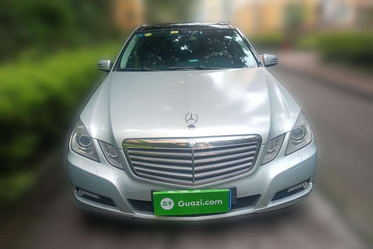 Used Mercedes-Benz E-Class 2009 E 300 Elegant Model
