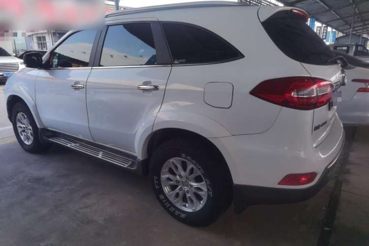 Used JMC Yusheng S350 2013 2.4T Automatic 2WD Diesel Ultra-Luxury 5-Seater
