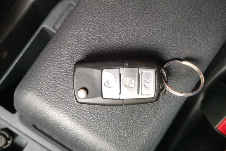 Used Leopaard Q6 2014 2.4L Four-Wheel Drive Version