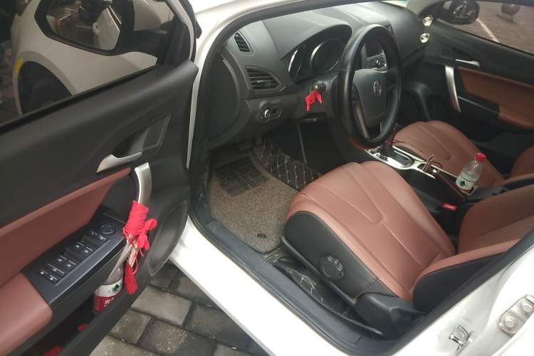 Used MG GT 2016 1.5L Automatic Value-Added Luxury Edition
