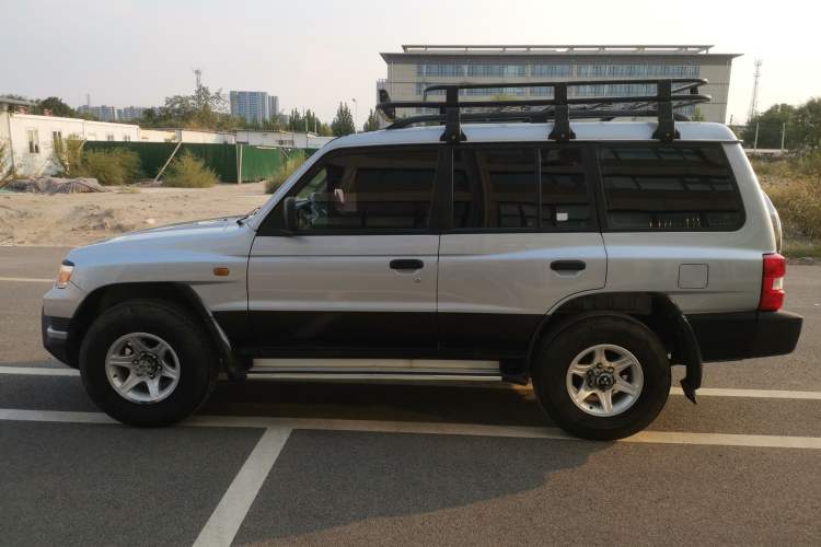 Used Leopaard Q6 2014 2.4L Four-Wheel Drive Version