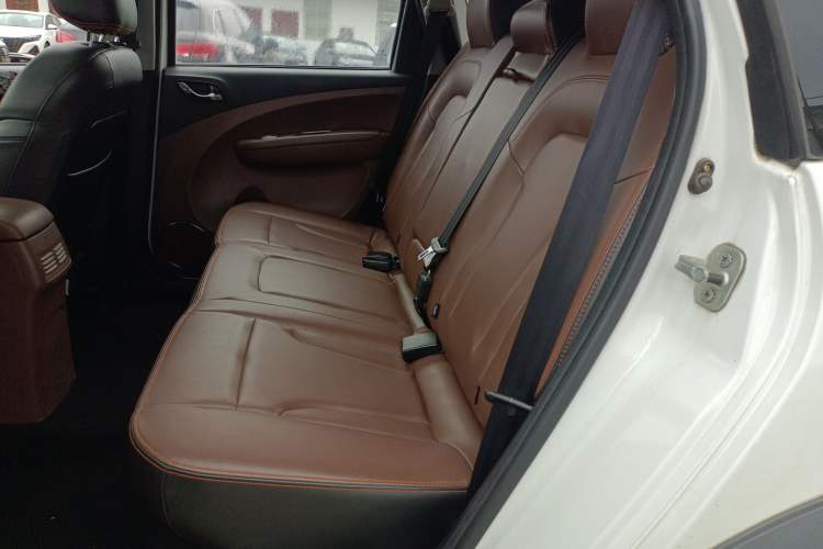 Used FORTHING Joyear X5 2016 1.6L Manual Luxury Edition
