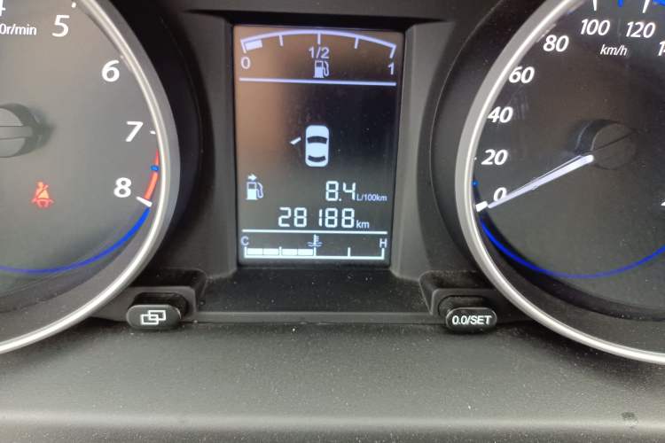 Used FORTHING Joyear X5 2016 1.6L Manual Luxury Edition
