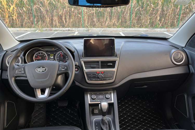 Used Bestune X40 2018 Internet Celebrity Edition 1.6L Automatic Connected Smart Cool Type
