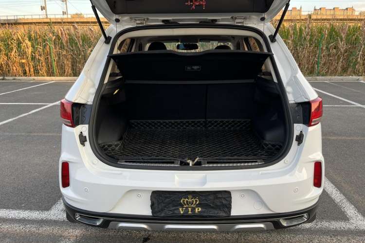 Used Bestune X40 2018 Internet Celebrity Edition 1.6L Automatic Connected Smart Cool Type
