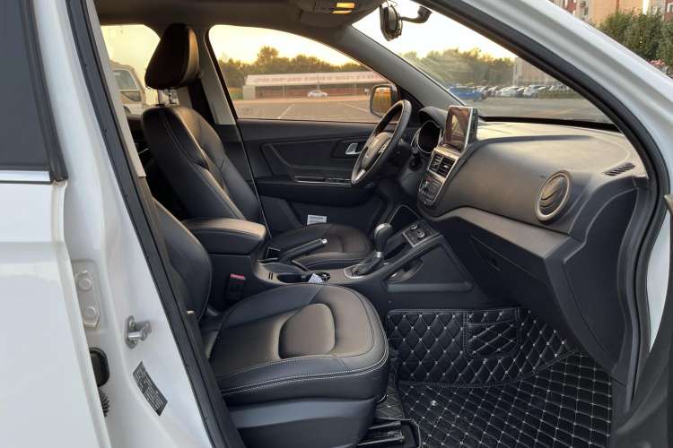 Used Bestune X40 2018 Internet Celebrity Edition 1.6L Automatic Connected Smart Cool Type
