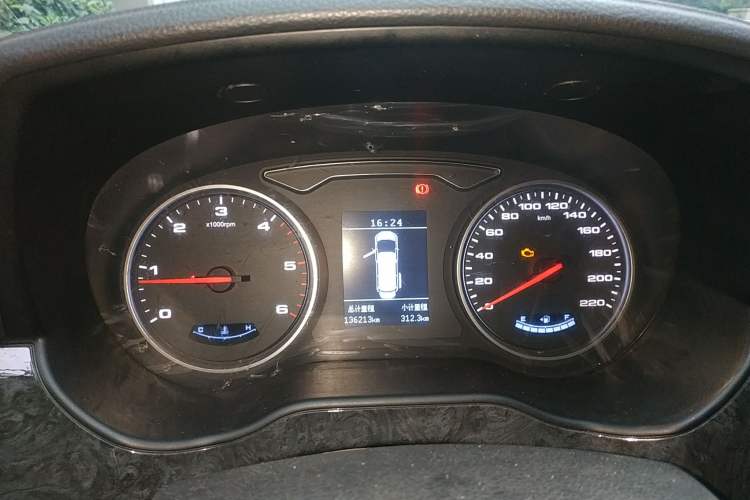 Used JAC M4 2017 1.9T Diesel Manual Luxury Model
