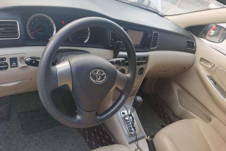 Used Toyota Corolla EX 2013 1.6L Automatic Luxury Edition
