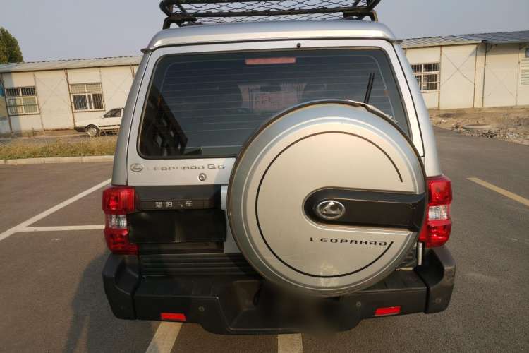 Used Leopaard Q6 2014 2.4L Four-Wheel Drive Version