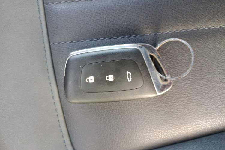 Used Baojun RC-6 2019 1.5T CVT 24-Hour Online Prestige Edition
