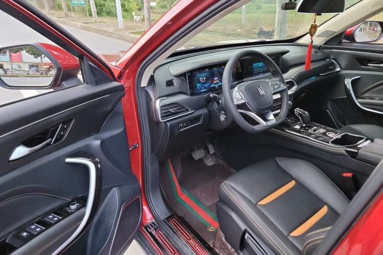 Used Bestune T77 2019 230 TID Automatic Prestige Version China V Emission Standard
