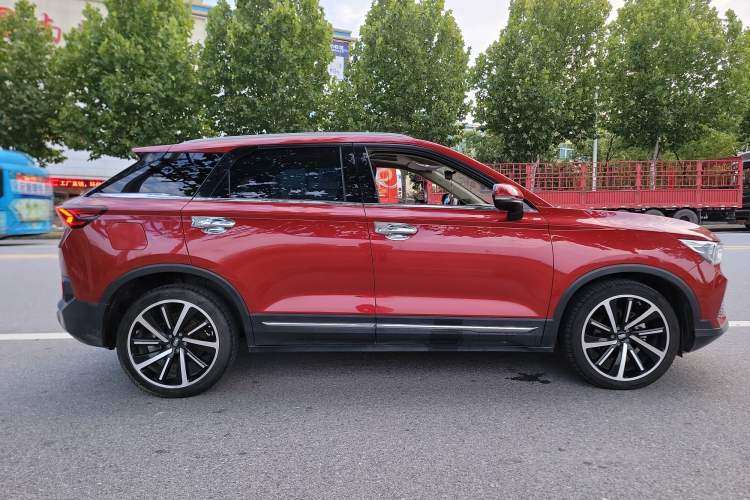 Used Bestune T77 2019 230 TID Automatic Prestige Version China V Emission Standard
