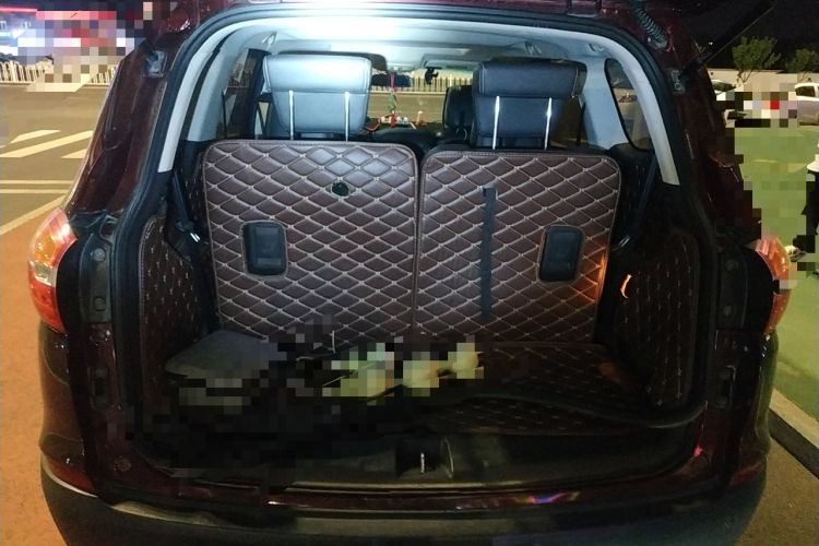 Used SWM X7 2016 1.8L Manual Luxury Edition 7 Seats