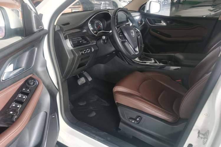 Used Baojun 560 2017 1.5T DCT Flagship Model

