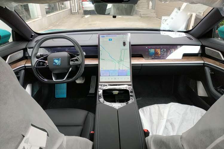 Used NETA S 2022 Pure Electric 715 km Range Rear-Wheel Drive Mid-Range Version
