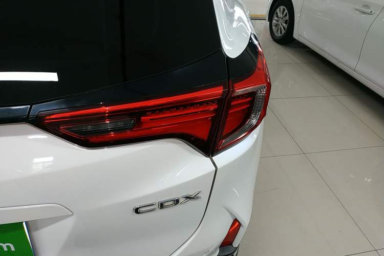 Used Acura CDX 2016 1.5T Two-Wheel Drive Deluxe Edition
