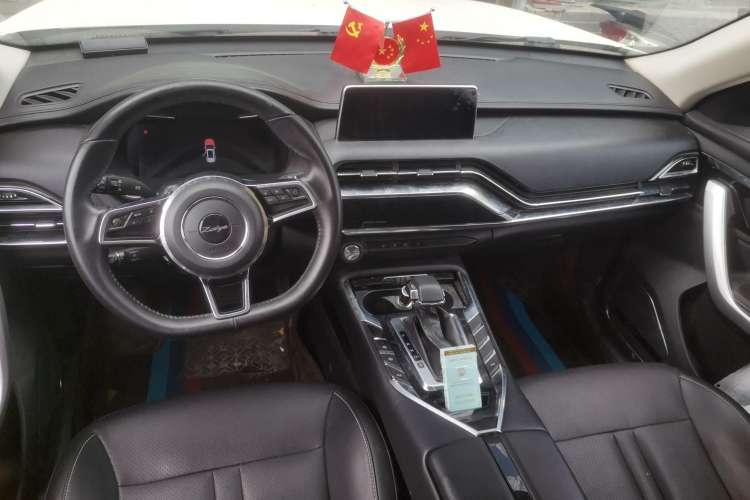 Used Zotye T500 2018 1.5T Automatic Smart Connected Prestige Model
