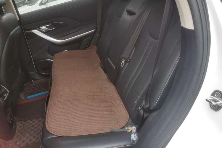 Used Zotye T500 2018 1.5T Automatic Smart Connected Prestige Model
