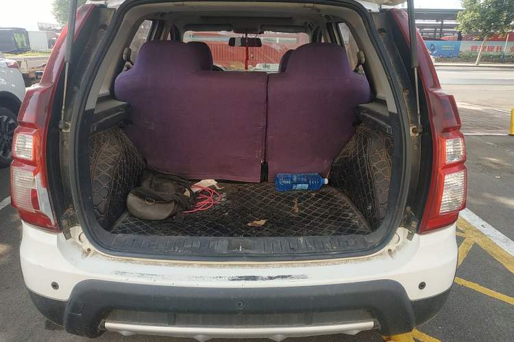 Used FORTHING Joyear XV 2015 1.6L CVT Luxury Model