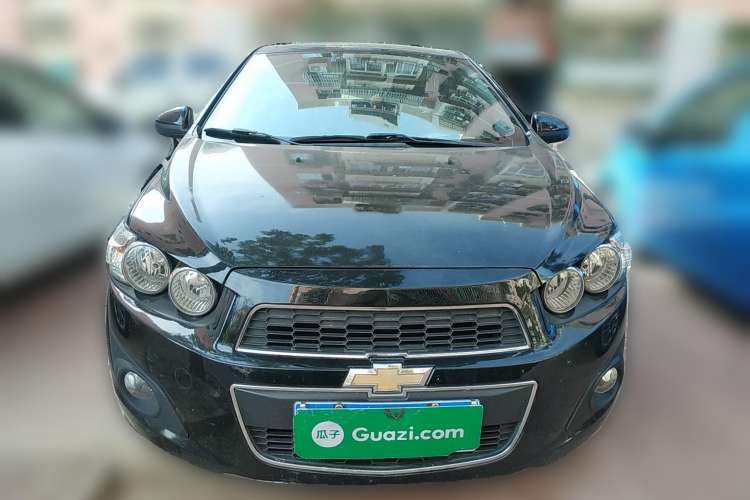Used Chevrolet Aveo Sonic 2011 Sedan 1.6L Automatic SX