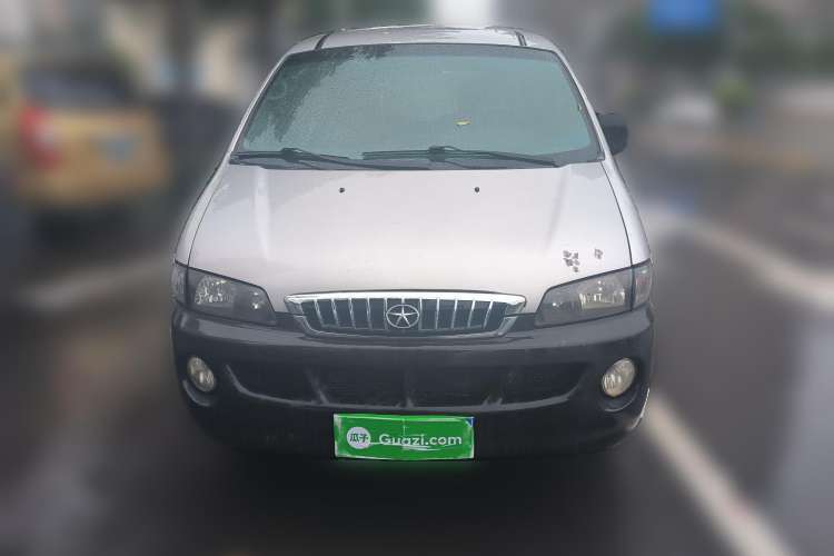 Used JAC Refine 2011 2.0L Shuttle Gasoline Comfort Edition HFC4GA3
