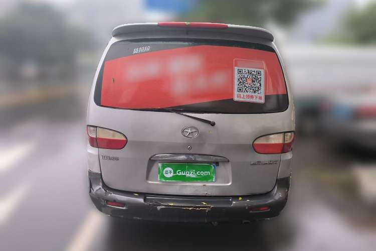 Used JAC Refine 2011 2.0L Shuttle Gasoline Comfort Edition HFC4GA3
