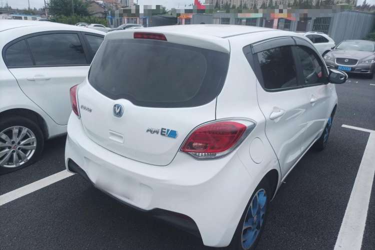 Used Changan Benni EV 2017 Pure Electric 180 km Fashion Model
