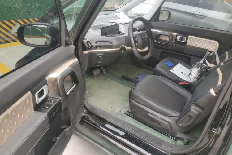 Used Baojun KiWi EV 2022 Designer Lite Edition Lithium Iron Phosphate
