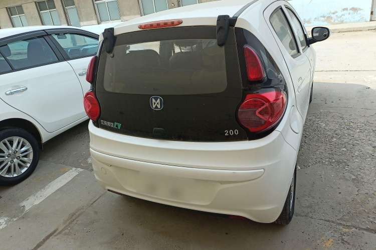 Used JMEV E200L 2017 E200P Comfort Edition
