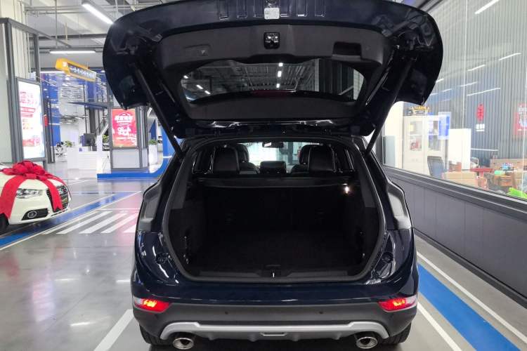 Used Lincoln MKC 2019 2.0T Two-Wheel Drive Zunya Version China VI Standard