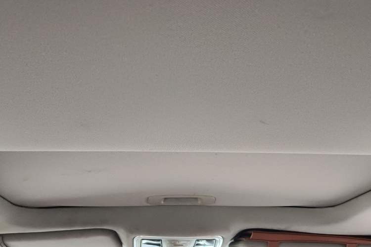 Used Geely Auto GX7 2015 Classic Edition 1.8L Manual Elite Model China V Standard