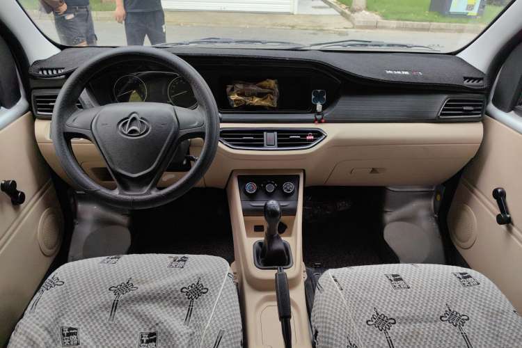 Used Kuayue Kuayue Xing V3 2022 1.5L Gasoline Standard Model 6-Seater Passenger Vehicle JL473QH