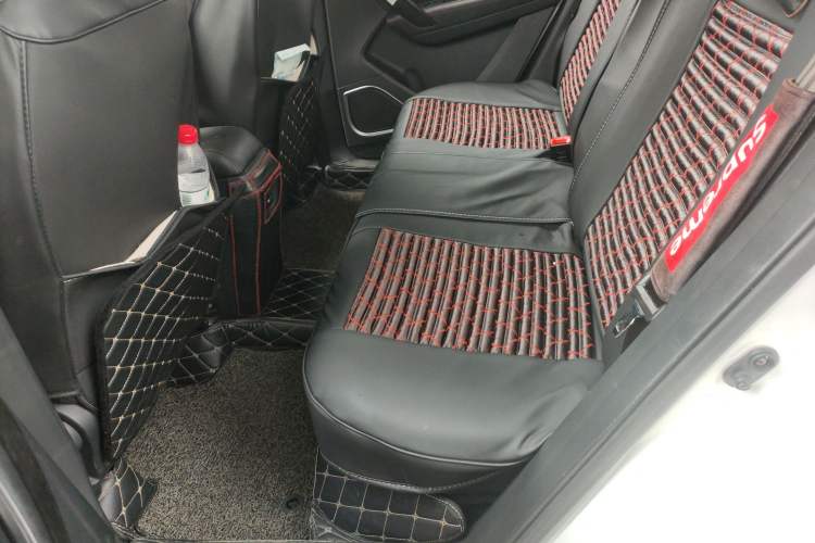Used FAW Senya R7 2017 1.6L Automatic Smart Version
