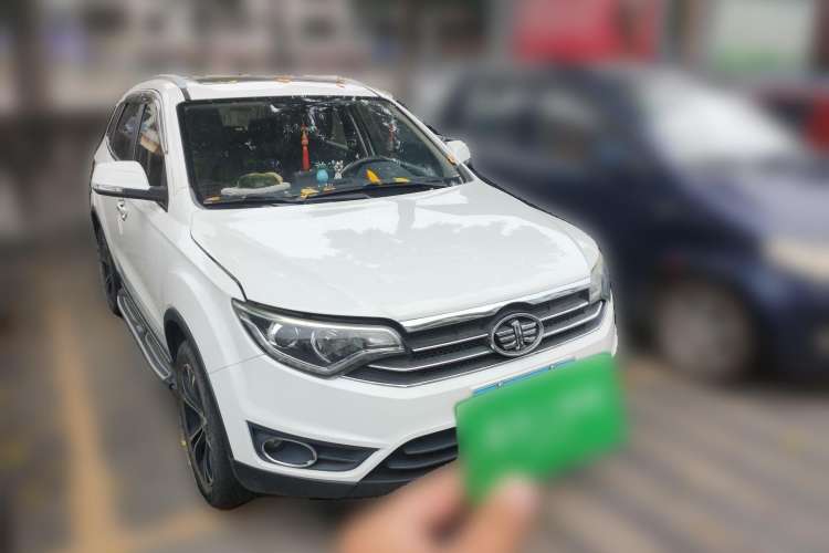 Used FAW Senya R7 2017 1.6L Automatic Smart Version
