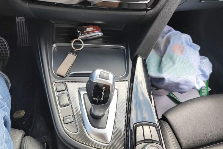 Used BMW 3 Series GT 2018 320i Sport Edition
