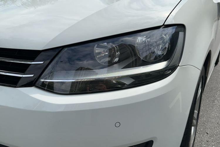 Used Volkswagen Sharan 2015 1.8TSI Comfort Model
