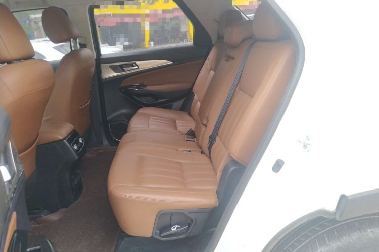 Used CHANGAN CS95 2017 2.0T Two-Wheel Drive Zhiyuan Edition
