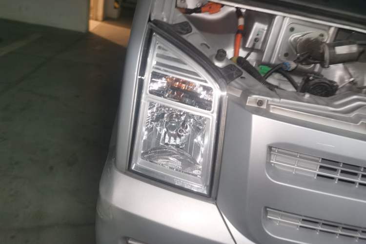 Used Dongfeng Xiaokang EC36 2022 Standard Edition CATL Battery Right Front Headlight