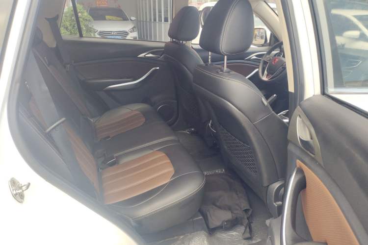 Used BYD Song 2018 1.5TI Manual Smart Connect Enjoyment Model