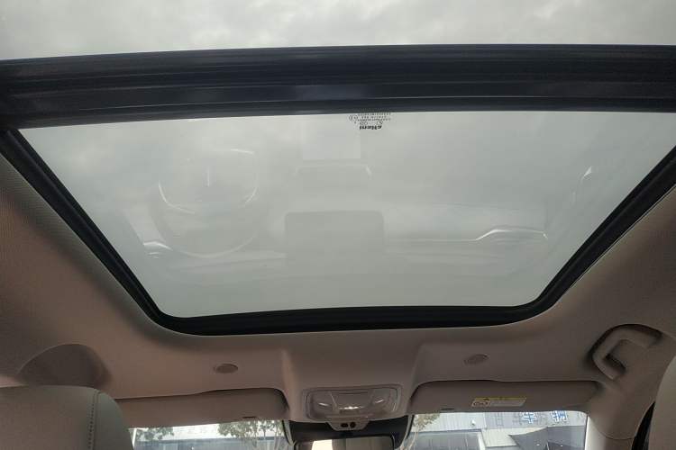 Used Wey Latte DHT-PHEV 2022 1.5T Two-Wheel-Drive Extra-Large Version
