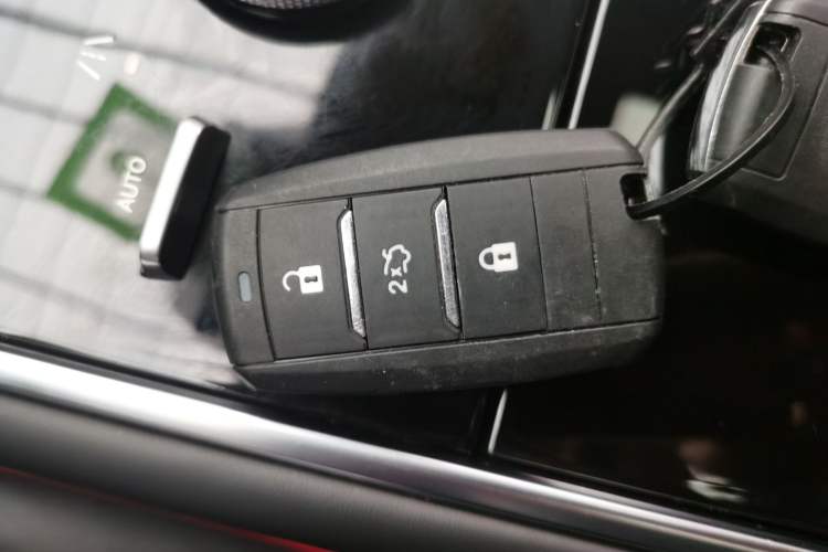 Used Changan CS75 New Energy 2018 1.5T PHEV Progressive Trim
