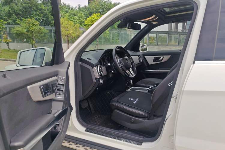 Used Mercedes-Benz GLK-Class 2015 GLK 260 4MATIC Fashion Edition Ultimate Version