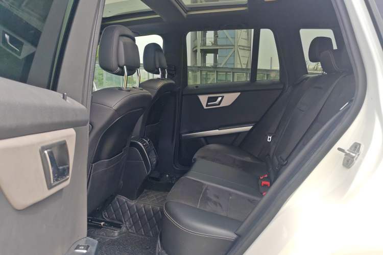 Used Mercedes-Benz GLK-Class 2015 GLK 260 4MATIC Fashion Edition Ultimate Version