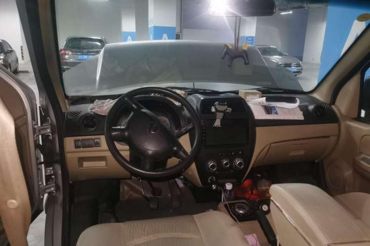 Used Dongfeng Xiaokang EC36 2022 Standard Edition CATL Battery Center Console