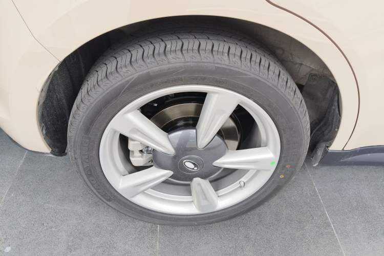 Used ORA Good Cat 2023 501 km Long-Range Luxury Version Lithium Iron Phosphate
